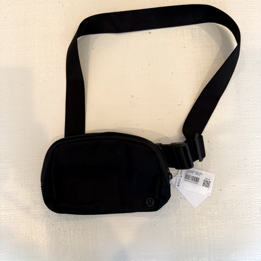 lululemon belt bag